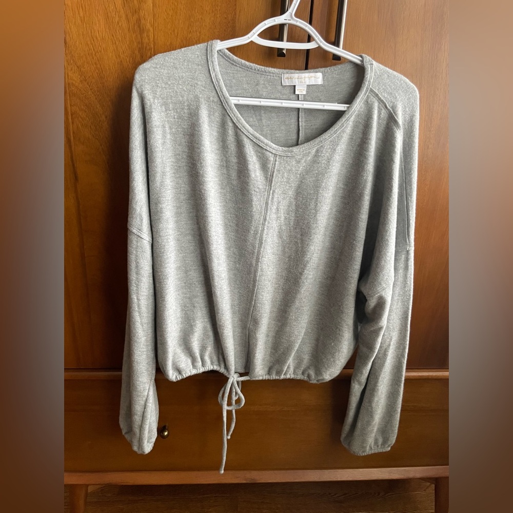 Spiritual Gangster gray pullover sweater